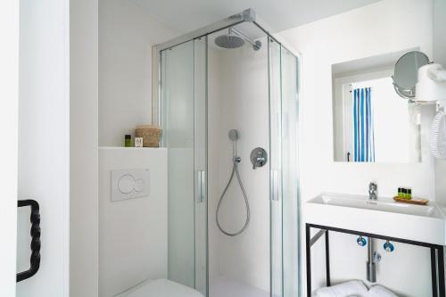 Blanca Hotel *